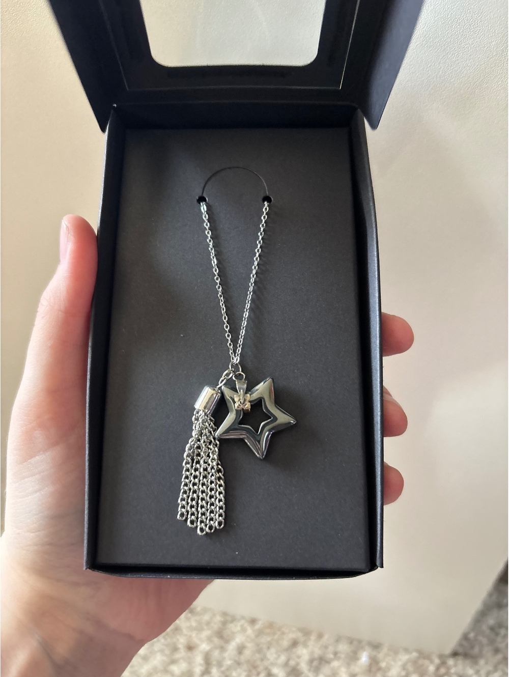 Shooting Star star necklace